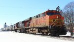 BNSF 7696 CN 5742